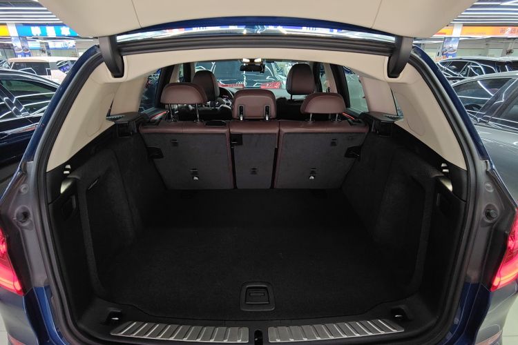 宝马X3 2020款  xDrive28i M运动套装机舱底盘23