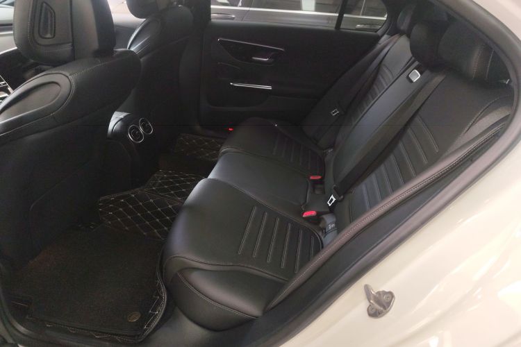 奔驰C级 2022款 C 200 L 运动版中控内饰7004