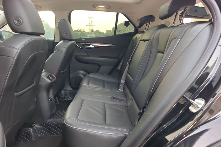 别克 2023款 昂科威S 552T 两驱豪华型中控内饰21