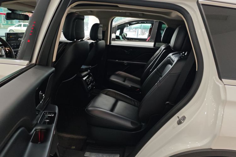 林肯 飞行家 2022款 3.0T V6 四驱尊享版中控内饰21