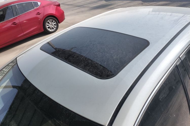 丰田 凌尚 2023款 2.0L 豪华版局部细节57