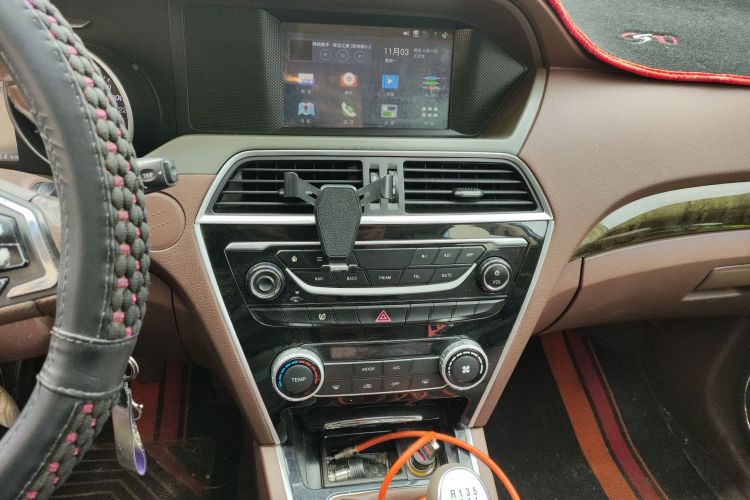 猎豹汽车 猎豹CS10 2017款 2.0T 手动风尚型中控内饰16