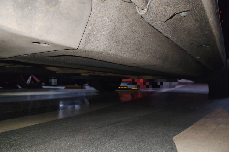 奥迪Q5 2016款 40 TFSI 技术型局部细节9004