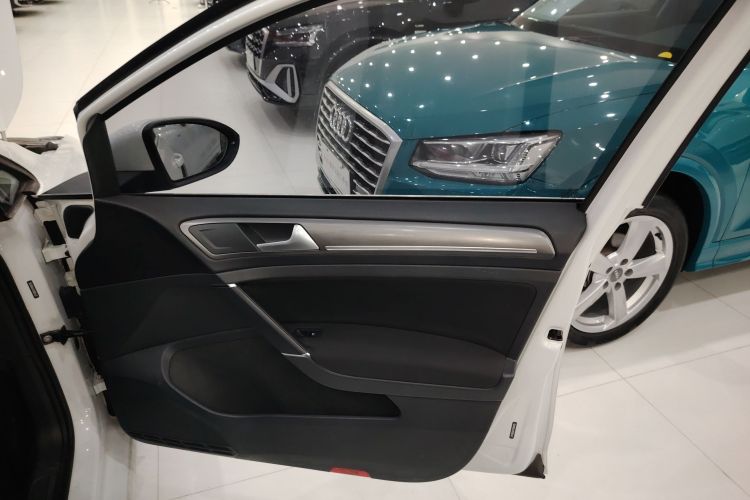 大众 高尔夫 2016款 1.6L 自动舒适型中控内饰7005