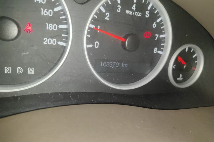 别克GL8 2011款 2.4L CT舒适版中控内饰15