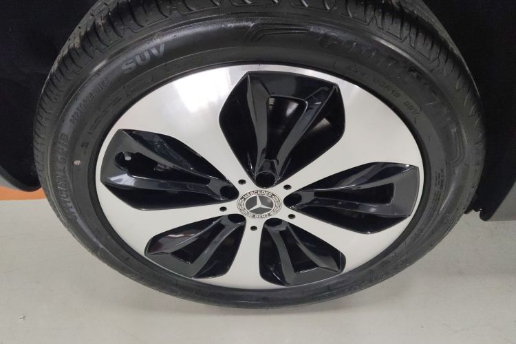 奔驰GLB 2022款 GLB 220 时尚型车身外观6003