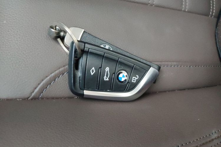 宝马X3 2021款 xDrive28i 豪华套装中控内饰11