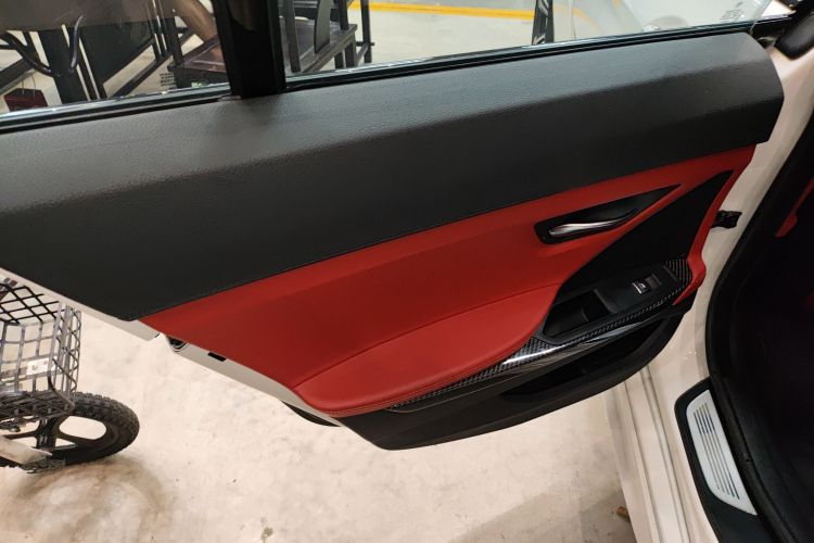 宝马M6 2013款 M6 Gran Coupe中控内饰49