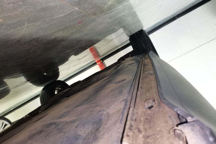 大众 途昂 2023款 改款 380TSI 四驱尊崇豪华版局部细节9001