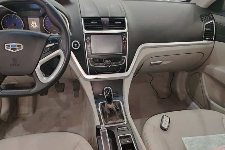 吉利汽车 帝豪 2015款 三厢 1.5L 手动向上版中控内饰16