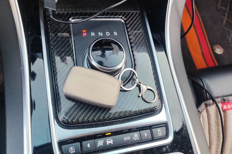 捷豹XEL 2019款 2.0T 200PS 精英版中控内饰18