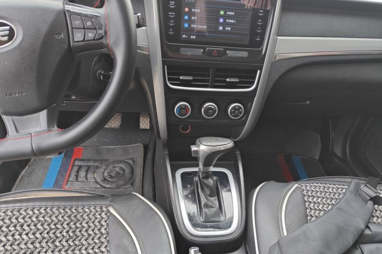 奔腾B30 2017款 1.6L 自动豪华型中控内饰16