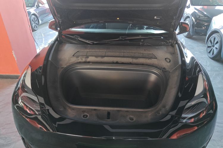 特斯拉 Model Y 2022款 改款 后轮驱动版局部细节24