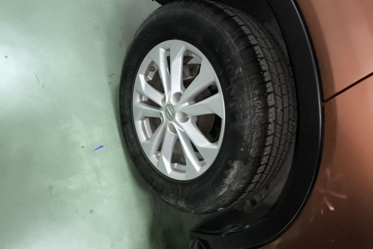 日产 奇骏 2014款 2.0L CVT舒适版 2WD车身外观6008