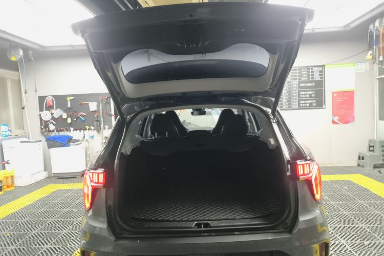 领克01 2021款 2.0TD 两驱型Pro局部细节23