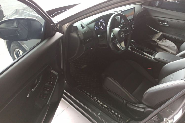 日产 轩逸 2023款 1.6L CVT悦享版中控内饰7003