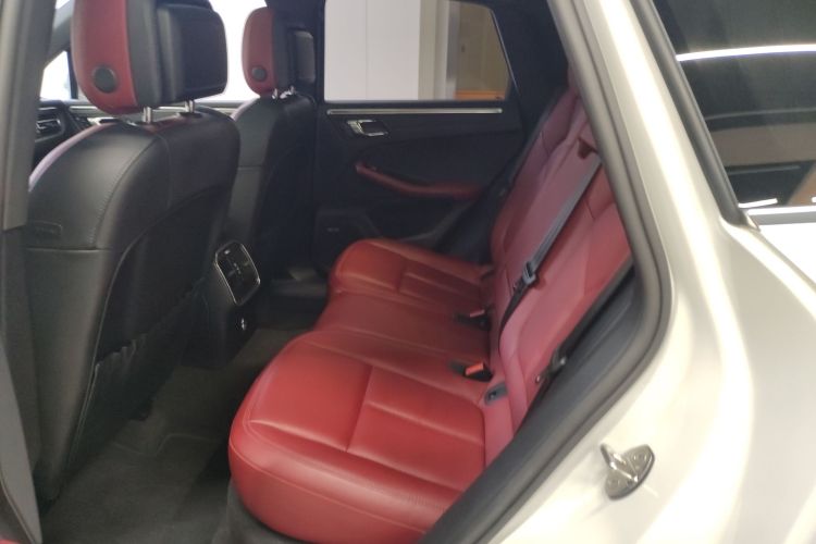 保时捷 2022款 Macan 2.0T中控内饰7004