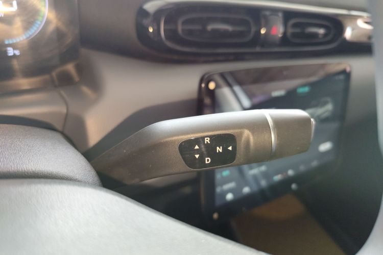 零跑汽车 零跑T03 2020款 400轻享版中控内饰18