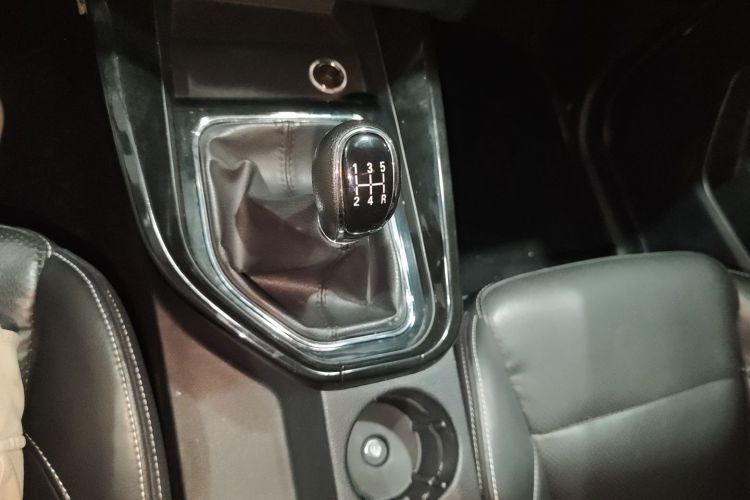 东风风光 风光S560 2018款 1.8L 手动舒适型 5座 国V中控内饰18