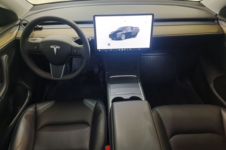 特斯拉 Model Y 2022款 改款 后轮驱动版中控内饰12