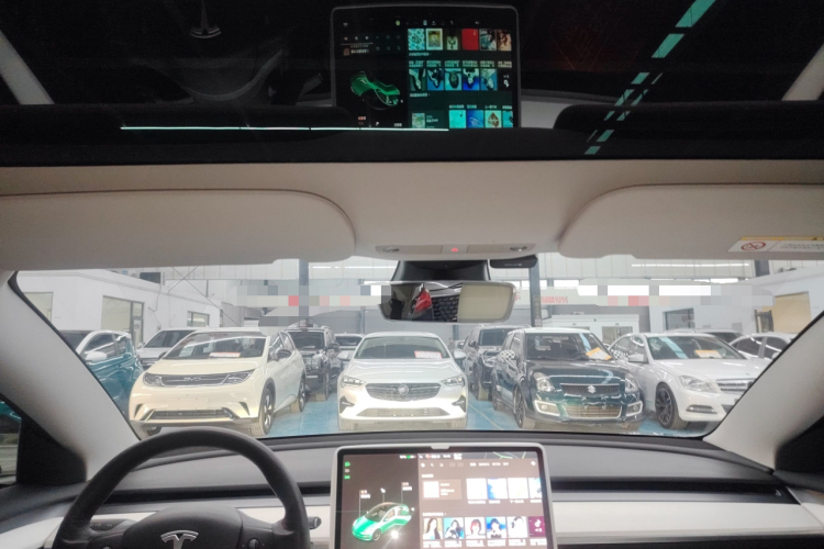 特斯拉 Model 3 2020款 Performance高性能全轮驱动版中控内饰22