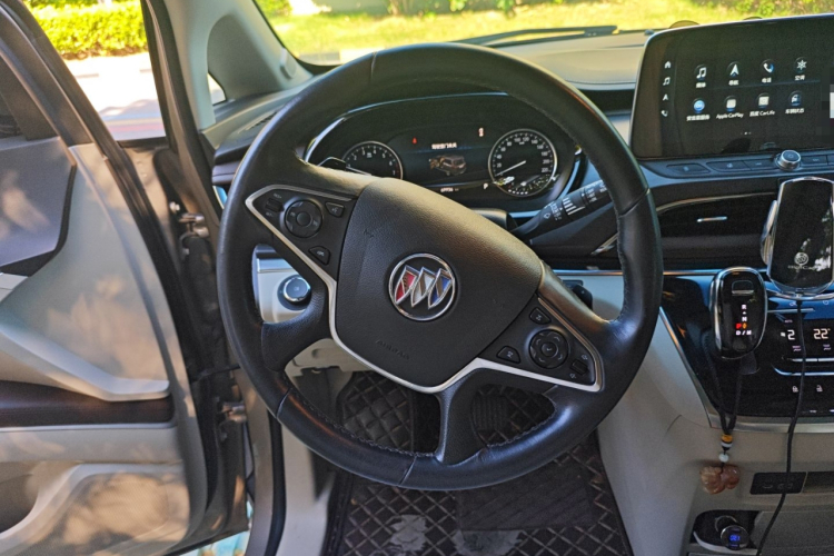 别克GL8 2022款 陆上公务舱 652T 豪华型局部细节13