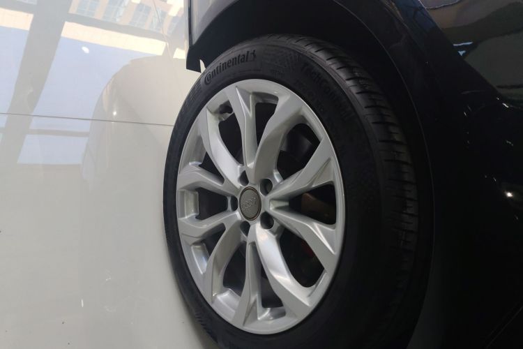 奥迪A6L 2017款 45 TFSI quattro 运动型车身外观6008