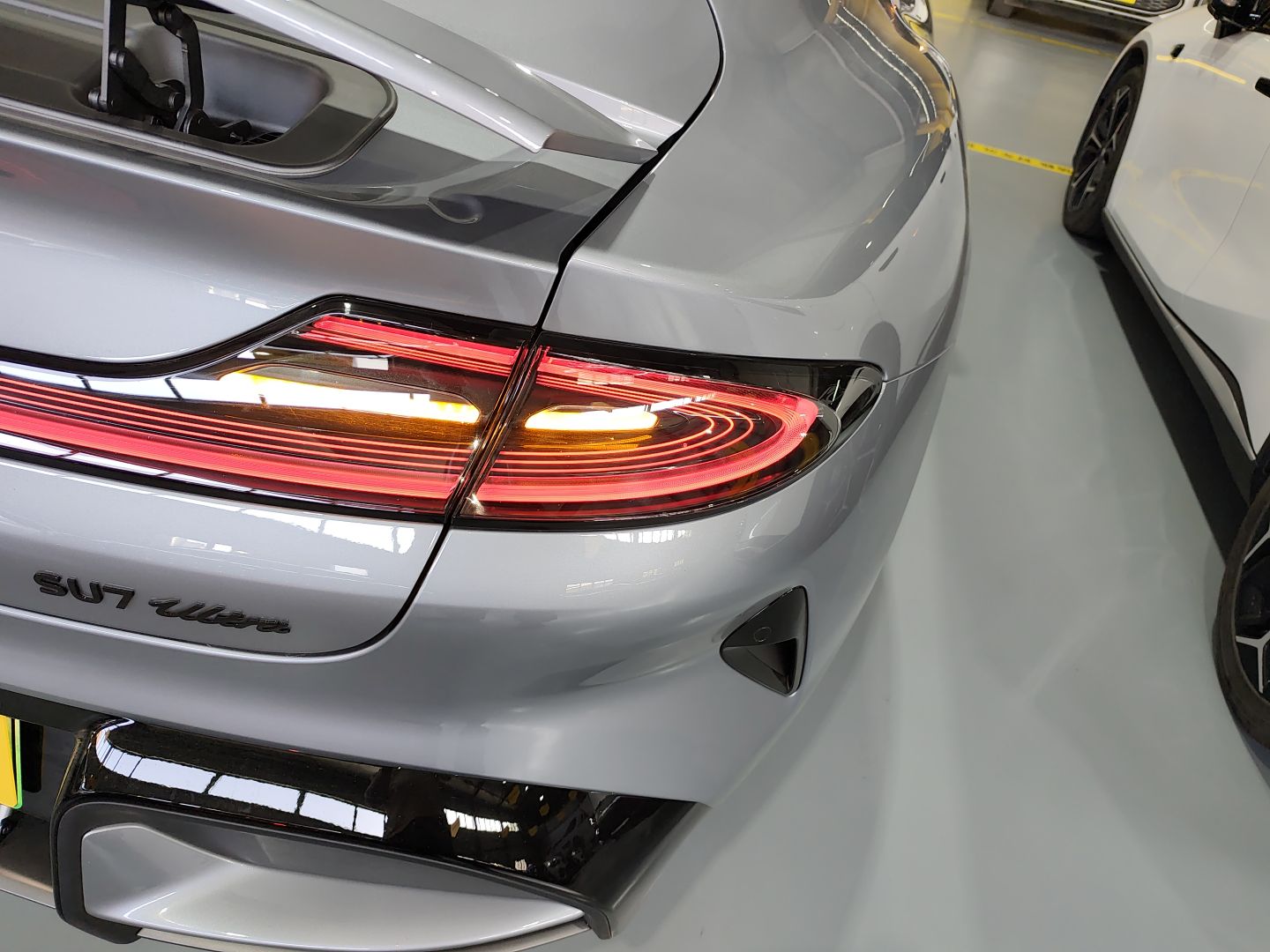 小米汽车 小米SU7 Ultra 2025款 Ultra