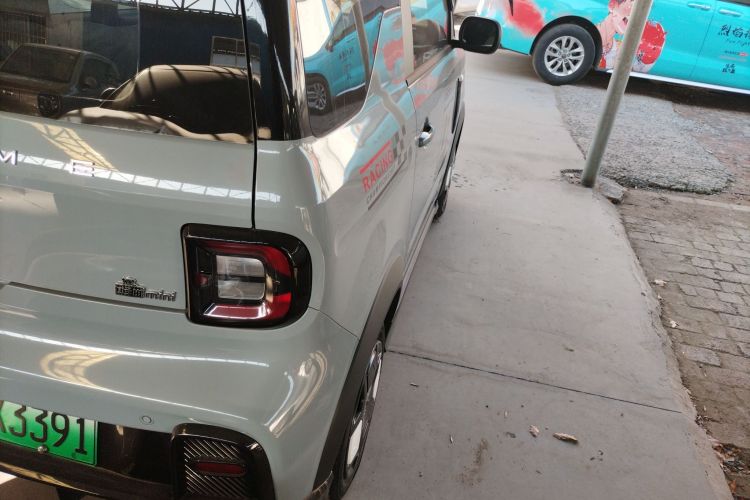 吉利银河 2025款 210km 熊猫卡丁车身外观9