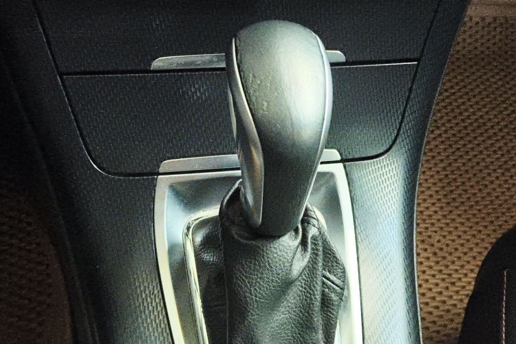 雪铁龙C5 2014款 1.6T 自动尊贵型中控内饰18