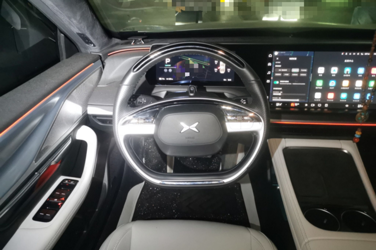 小鹏P7 2023款 P7i 702 Pro中控内饰13