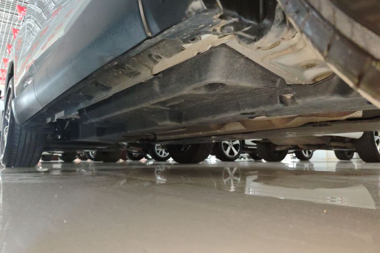 丰田 凌放HARRIER 2023款 2.0L CVT两驱进取版局部细节9001