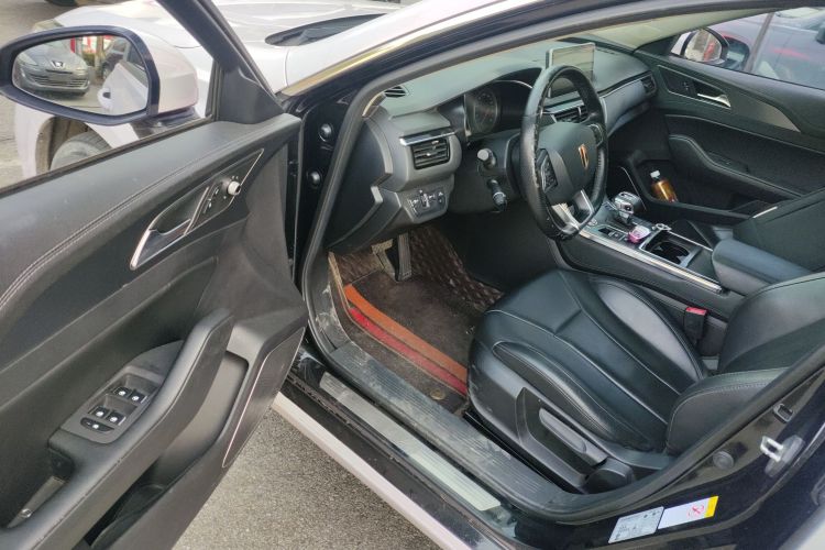 红旗H5 2020款 1.5T DCT旗韵版中控内饰20