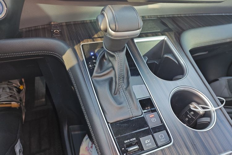 丰田 赛那SIENNA 2021款 2.5L混动 铂金版中控内饰18