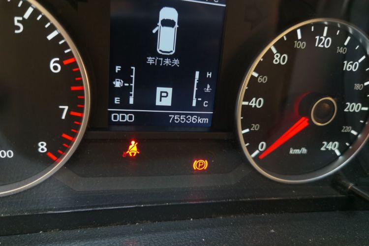 野马汽车 野马T70 2016款 1.8T CVT优雅型中控内饰15