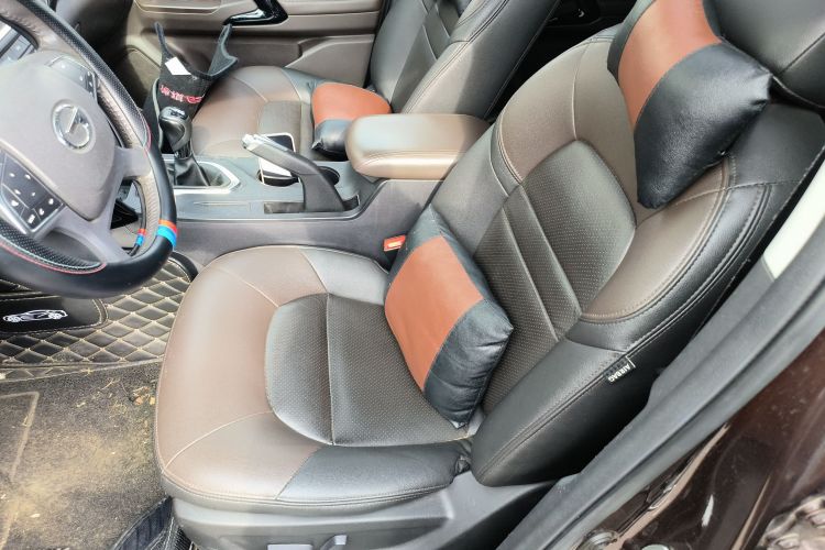 广汽传祺 传祺GS4 2015款 200T 手动精英版中控内饰19