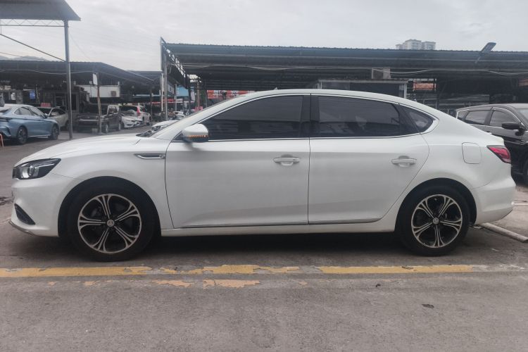 名爵 MG6 2017款 20T 手动豪华智联版 国V车身外观4