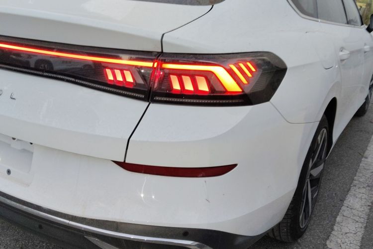 大众 2025款 凌渡L 280TSI DSG酷辣版车身外观6006