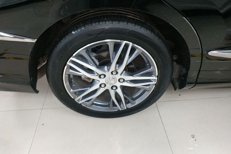 本田 艾力绅 2019款 2.0L 混动豪华版车身外观6002