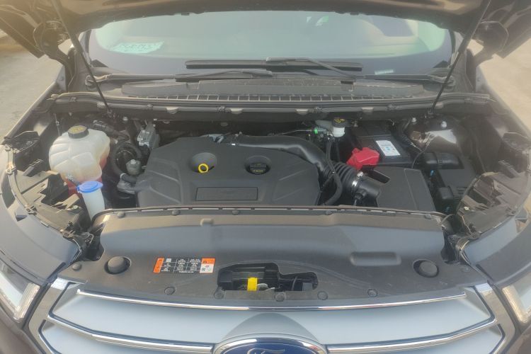 福特 锐界 2016款 EcoBoost 245 四驱尊锐型 7座机舱底盘24