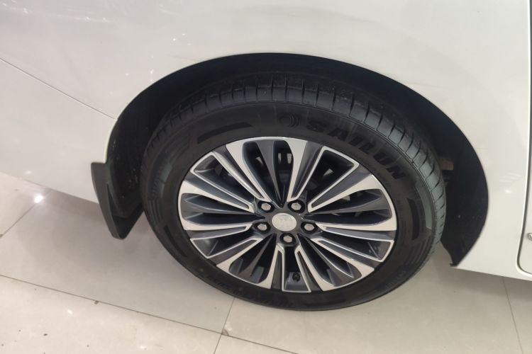 别克GL8 2022款 ES陆尊 653T 旗舰型车身外观56