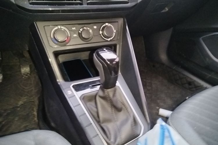 大众 朗逸 2023款 新锐 1.5L 自动新逸版中控内饰18