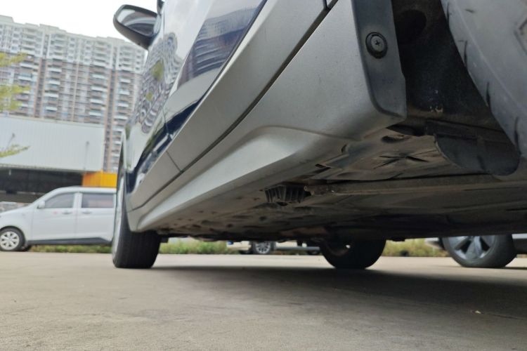 宝马X1 2019款 sDrive18Li 时尚型局部细节9002