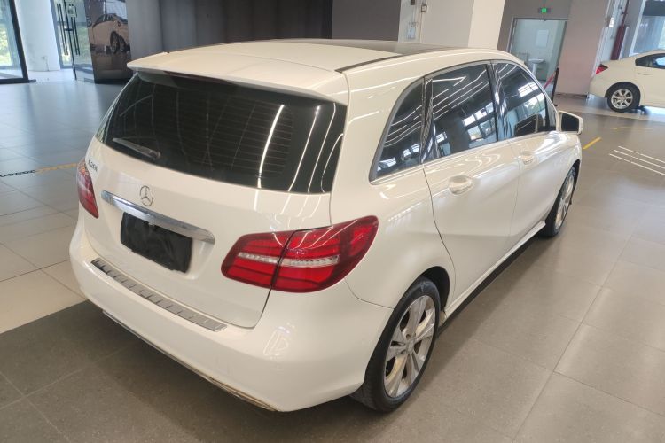 奔驰B级 2015款 B 200 时尚型车身外观6005