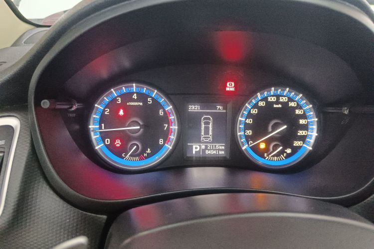 铃木 锋驭 2014款 1.6L CVT两驱精英型中控内饰14