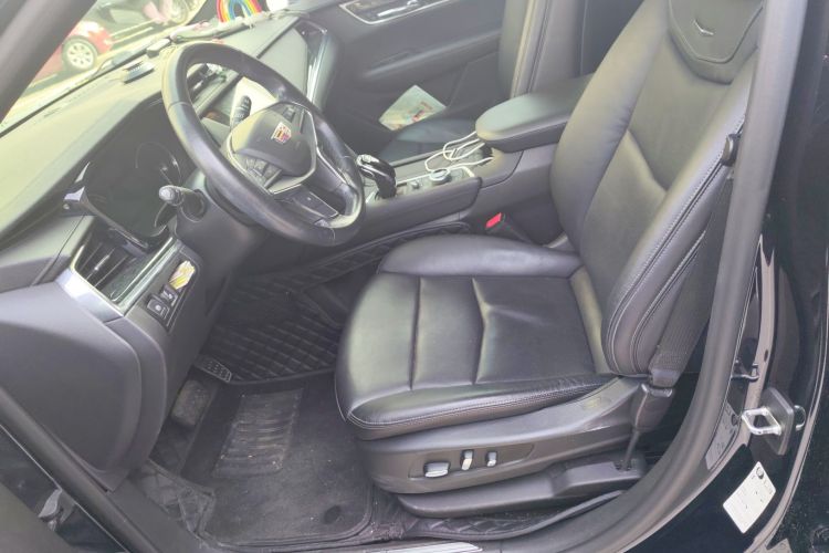 凯迪拉克XT5 2020款 改款 28T 豪华型中控内饰19