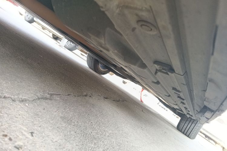 广汽传祺 传祺M8 2023款 宗师系列 400T 旗舰版局部细节9004