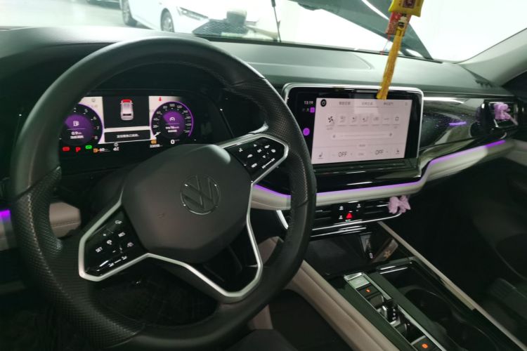 大众 途昂 2023款 380TSI 四驱尊享豪华版中控内饰12