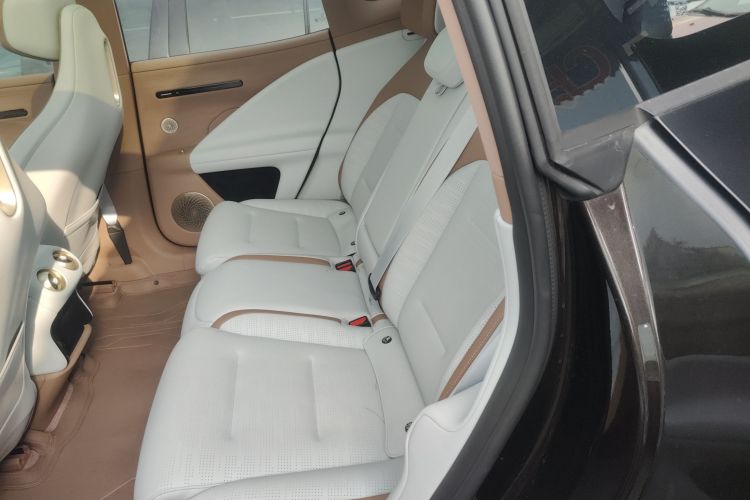 阿维塔07 2024款 Pro+增程版中控内饰21