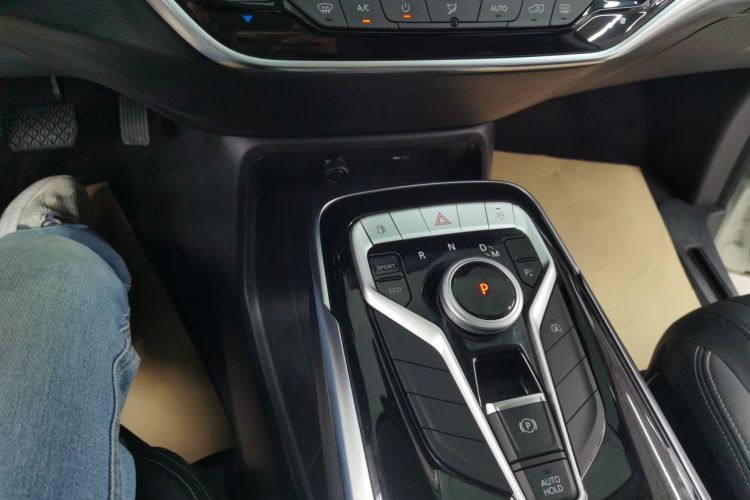 上汽大通MAXUS 大通G20 2021款 改款 PLUS 2.0T 汽油自动豪华版局部细节18